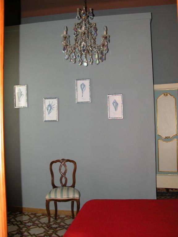 Villa Patrizia B&B Λούκα Δωμάτιο φωτογραφία