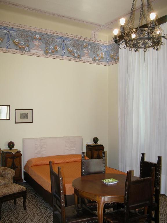 Villa Patrizia B&B Λούκα Δωμάτιο φωτογραφία